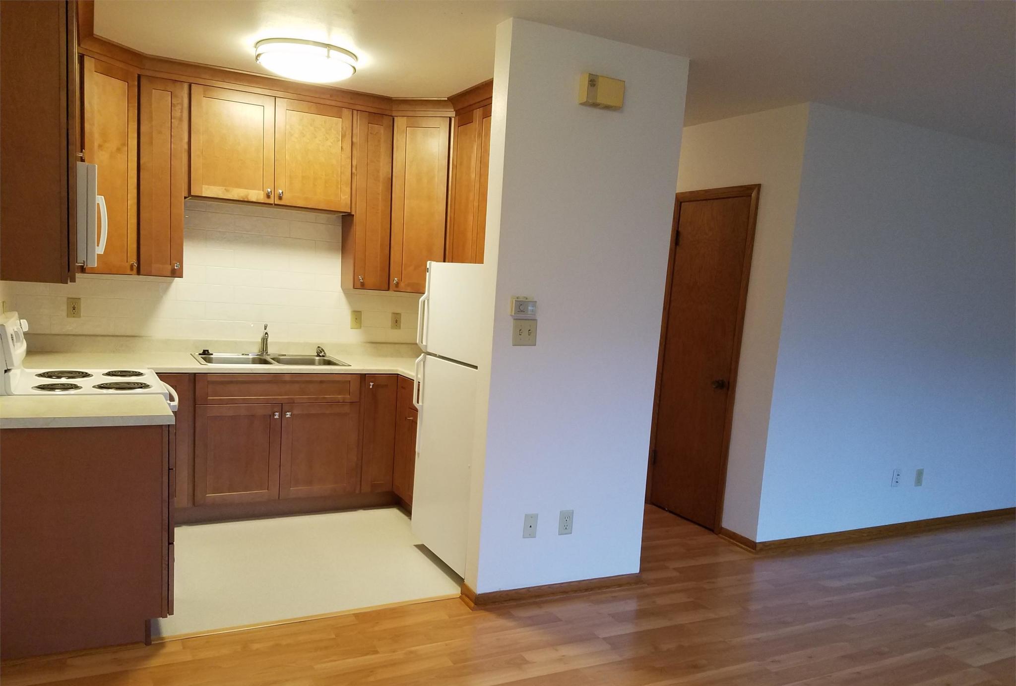 /static/images/house/10191/3a9c1e3e00b28de9e0bc37ce559ff1a9.jpg