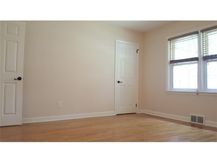 /static/images/house/12078/7c8c4a81683e15ed93cb77bfacdad29d.jpg