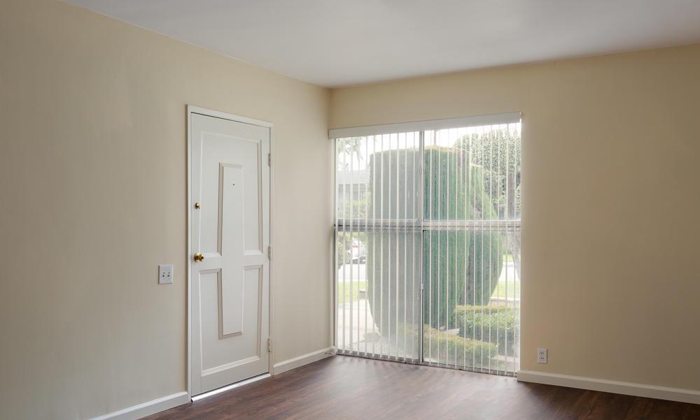 /static/images/house/12836/cc75da98637c2176691b0a66a656c334.jpg