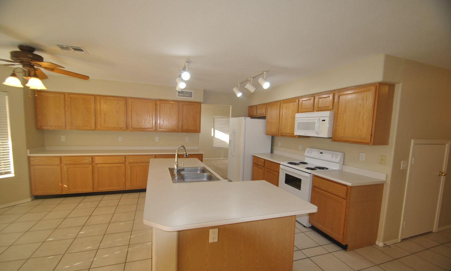 /static/images/house/13647/95e401246fcaf7880bf7e6c6e8ce2d1b.jpg