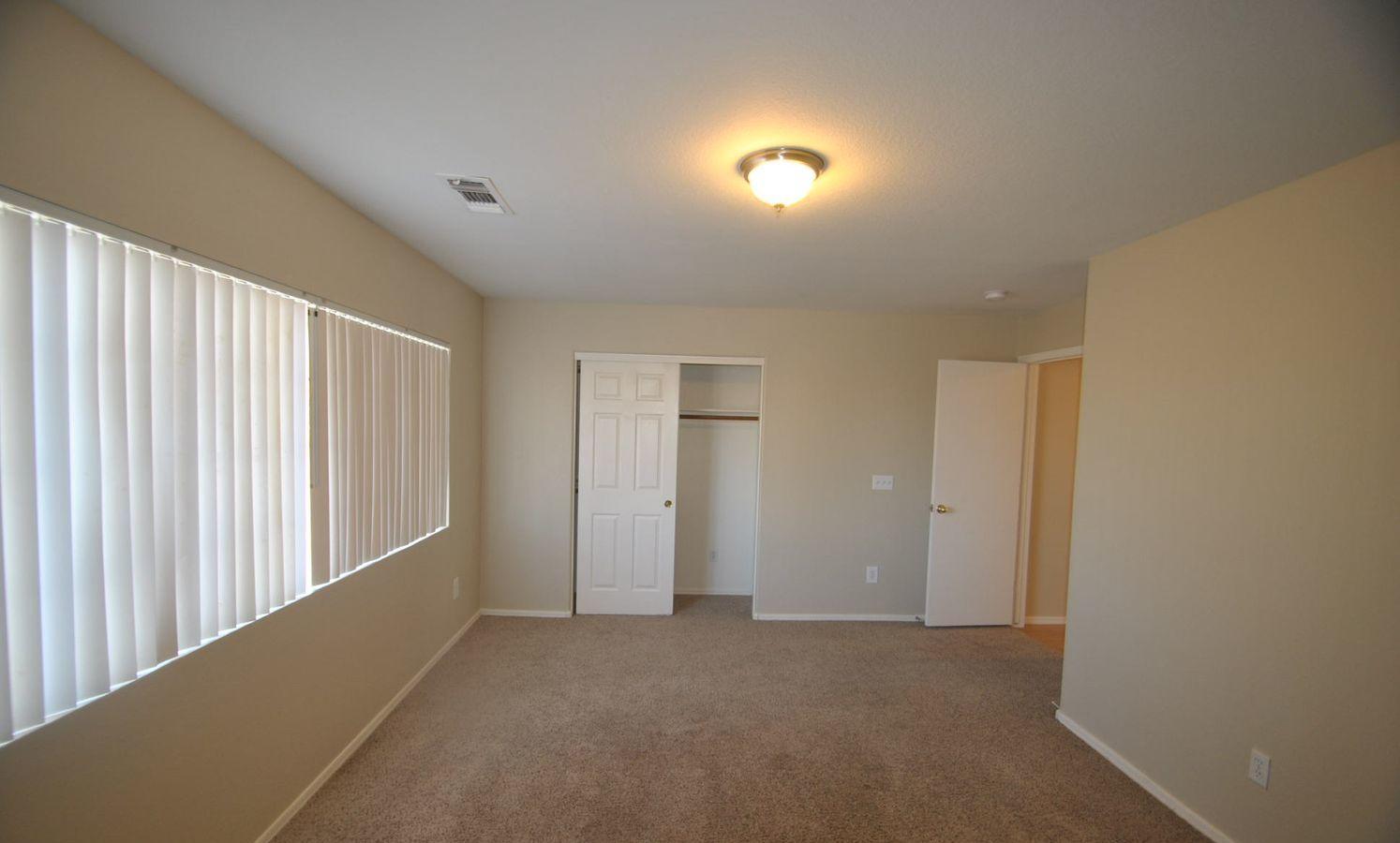 /static/images/house/13647/f2fb3675731eb7ff71f6d9a8760cb718.jpg