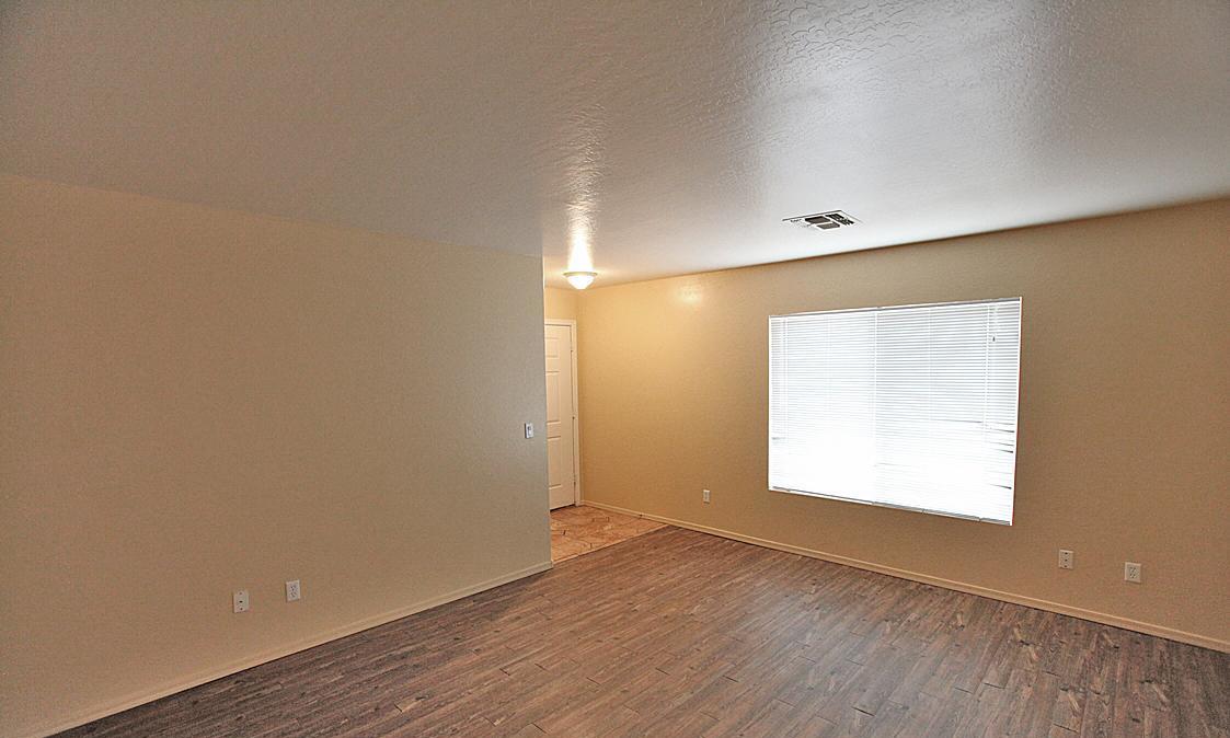 /static/images/house/14072/e011eb14f9be61e99e5ecf7d38243192.jpg