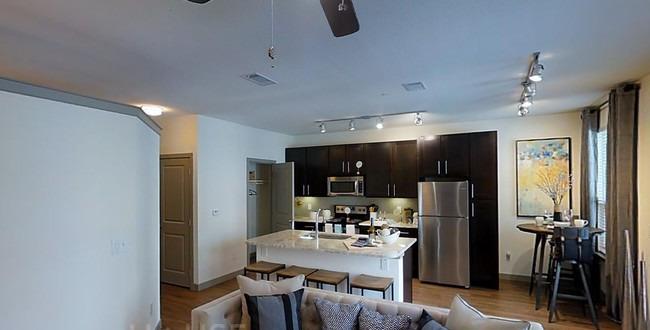 /static/images/house/15885/620d849fe5be03026d233bdd452dfeaf.jpg