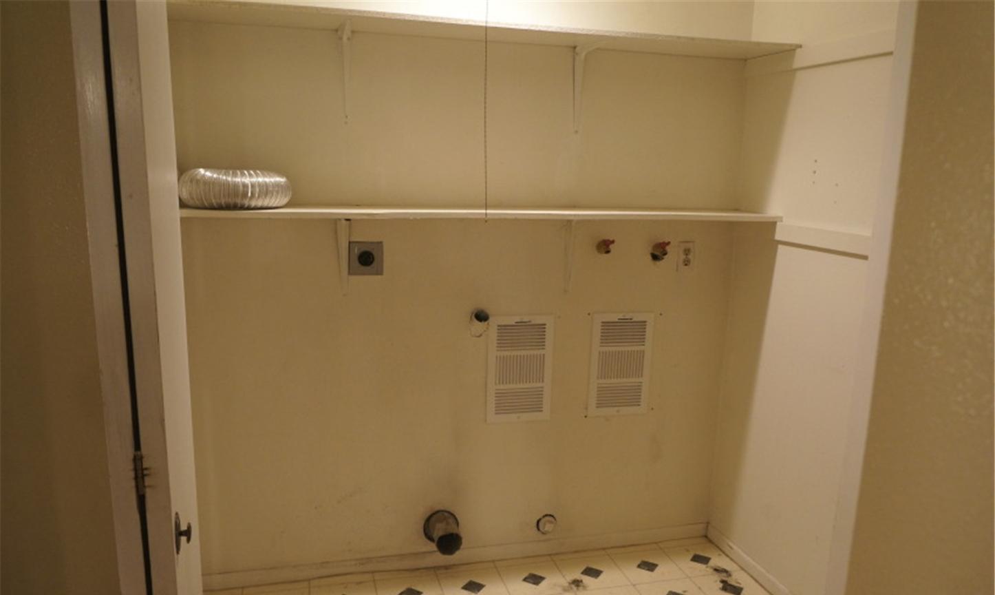 /static/images/house/2004/5a6a6a988c7c267c29b52e37c6841f3c.jpg