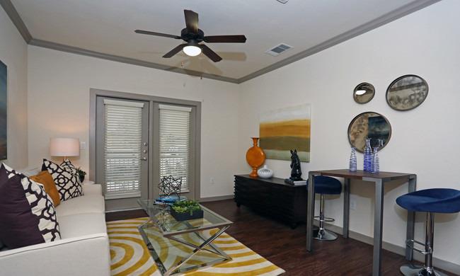 /static/images/house/24636/d4636ae06fd3eb2b43be35e3b0bdc789.jpg