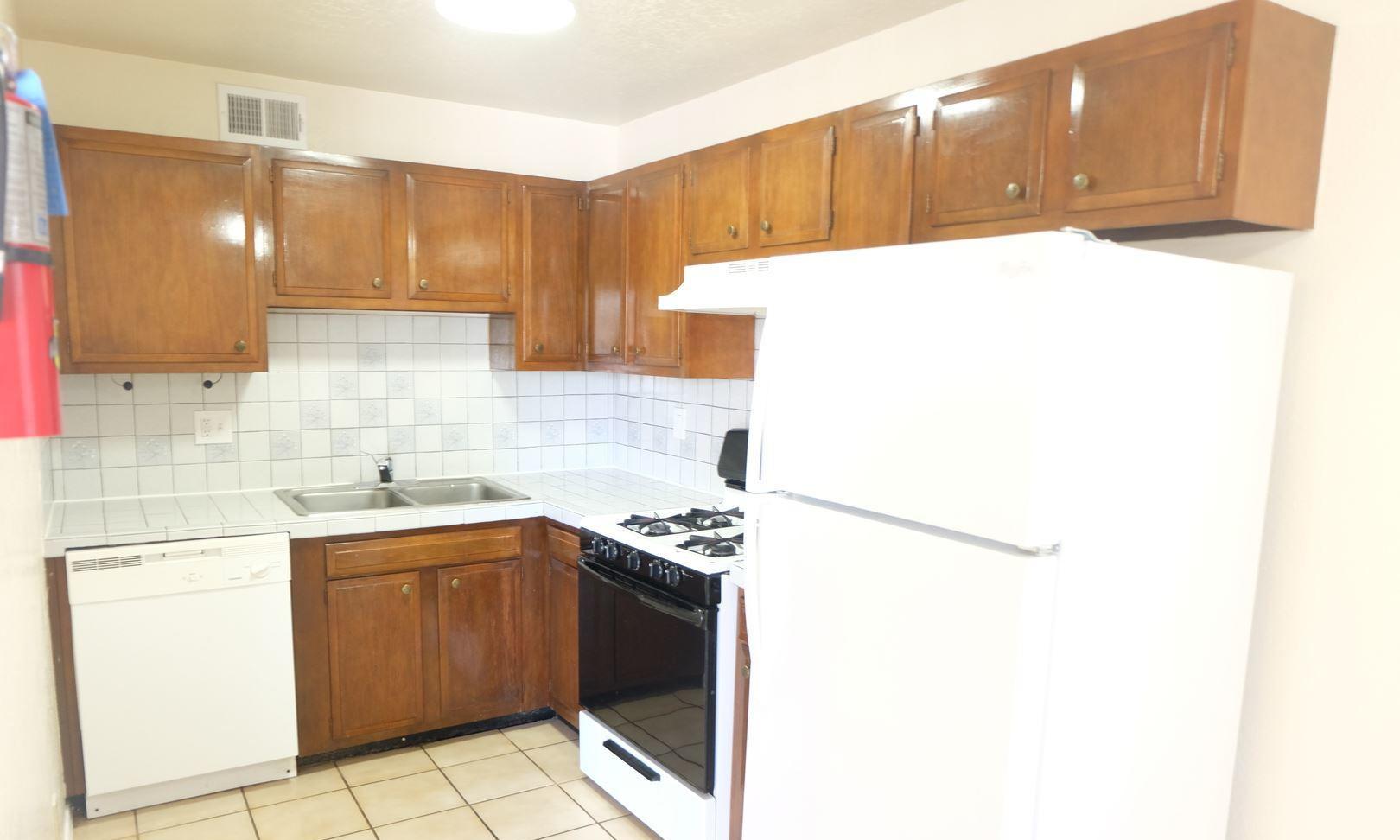 /static/images/house/5951/d4067510d86c494af25876504756e450.jpg