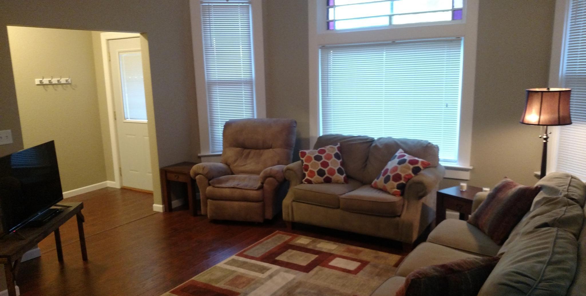 /static/images/house/8239/ddbd6ff93dd2f2fc03062743f3f9a626.jpg