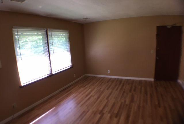 /static/images/house/8508/c85a97475612dd82626f2d1d29d9849c.jpg
