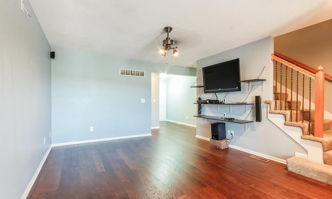 /static/images/house/9878/a8b412f365901e10e8dbb3f33172642f.jpg